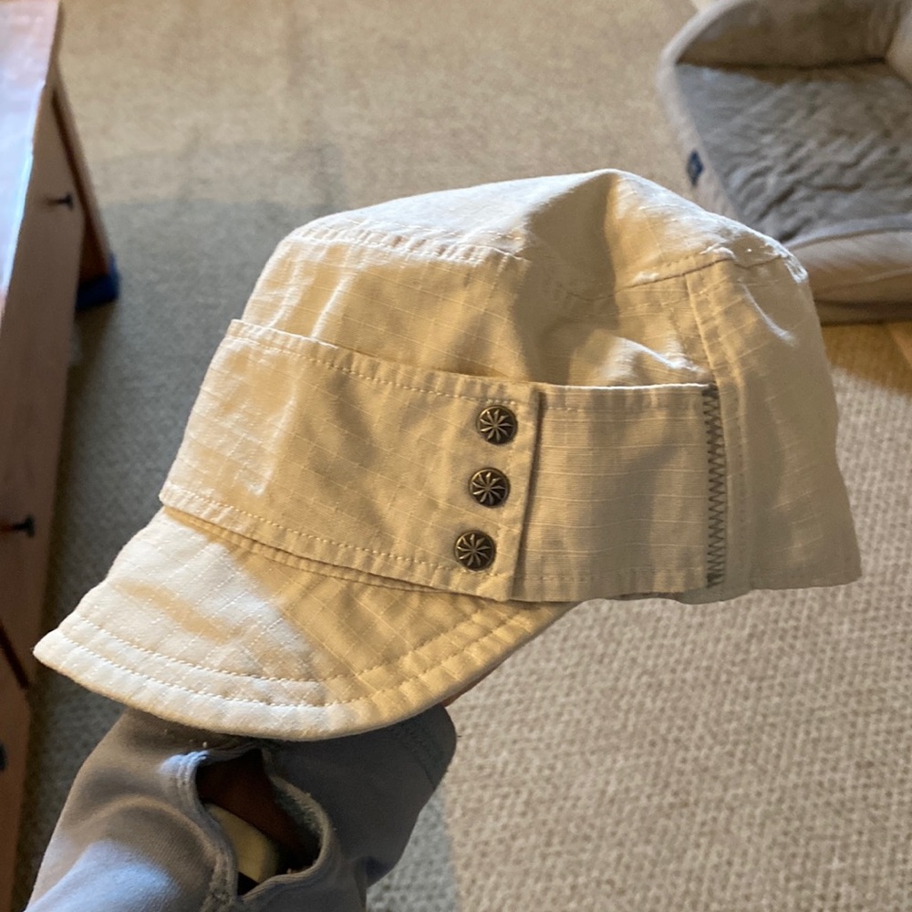 Athleta hat